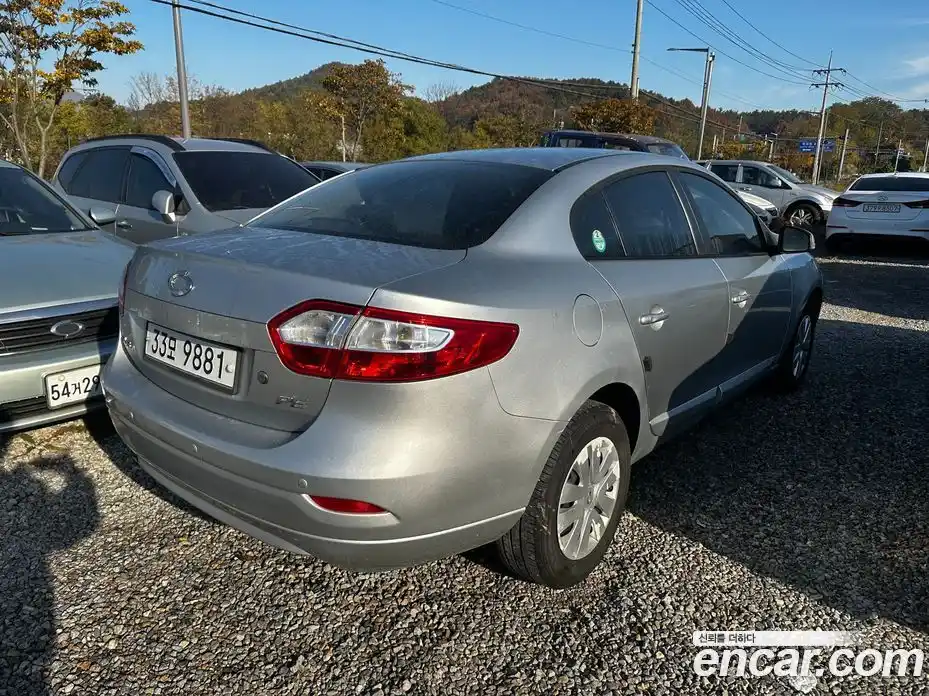 Renault SM3 2014 1.6 Автомат в Москве № 186446, фото 5