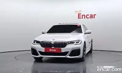 BMW 5-Series 2023 2.0 Автомат в Москве № 188467, миниатюра 3