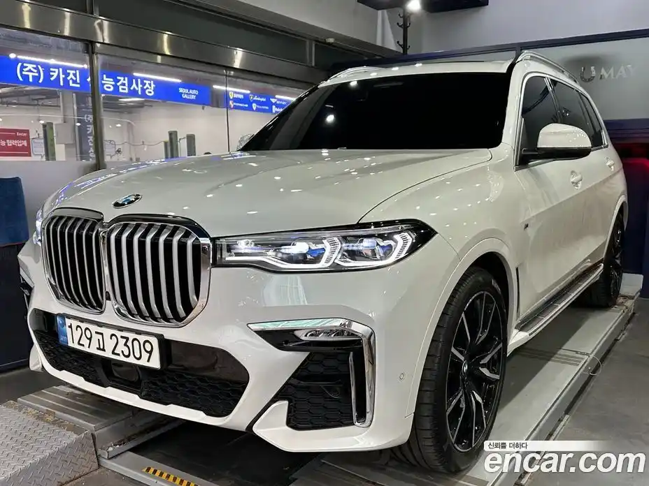 BMW X7 2022 3.0 Автомат в Москве № 190719, фото 1