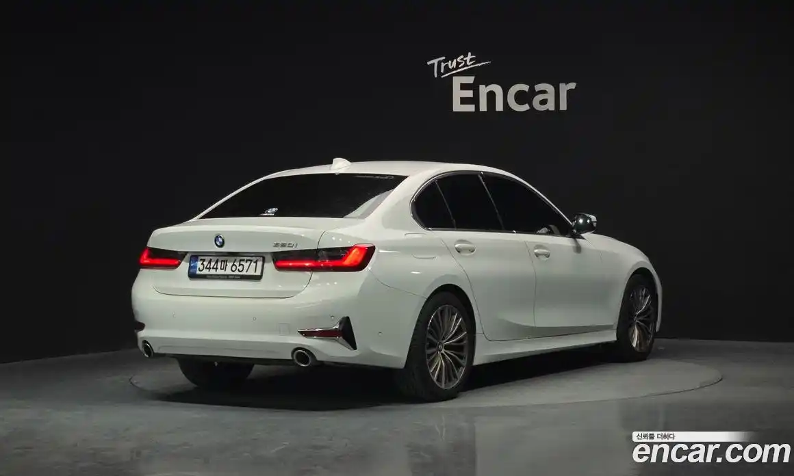 BMW 3-Series 2022 2.0 Автомат в Москве № 191864, фото 8