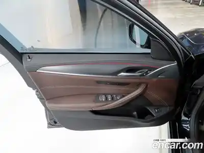 BMW 5-Series 2022 2.0 Автомат в Москве № 192091, миниатюра 12