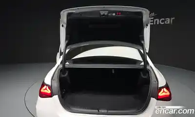 Mercedes-Benz E-Class, 2025