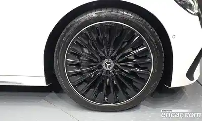 Mercedes-Benz E-Class 2025 2.0 Автомат в Москве № 193803, миниатюра 2