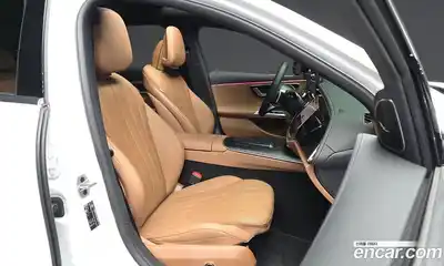 Mercedes-Benz E-Class 2025 2.0 Автомат в Москве № 193803, миниатюра 7