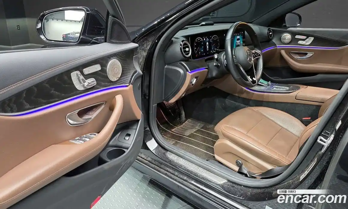 Mercedes-Benz E-Class 2023 2.0 Автомат в Москве № 194154, фото 11