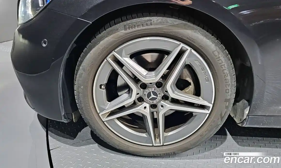 Mercedes-Benz E-Class 2023 2.0 Автомат в Москве № 194154, фото 5