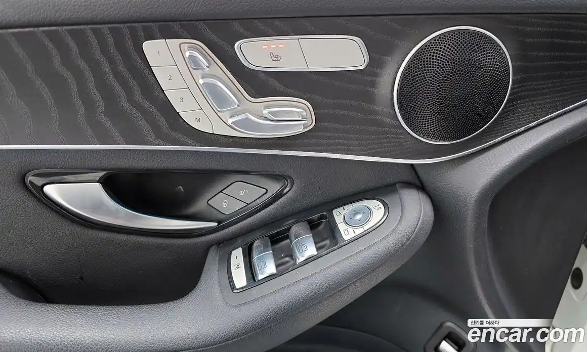 Mercedes-Benz GLC-Class 2019 2.0 Автомат в Москве № 195023, фото 20