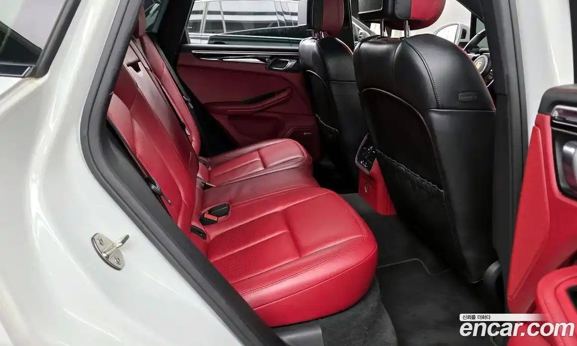 Porsche Macan 2018 3.0 Автомат в Москве № 197546, фото 12