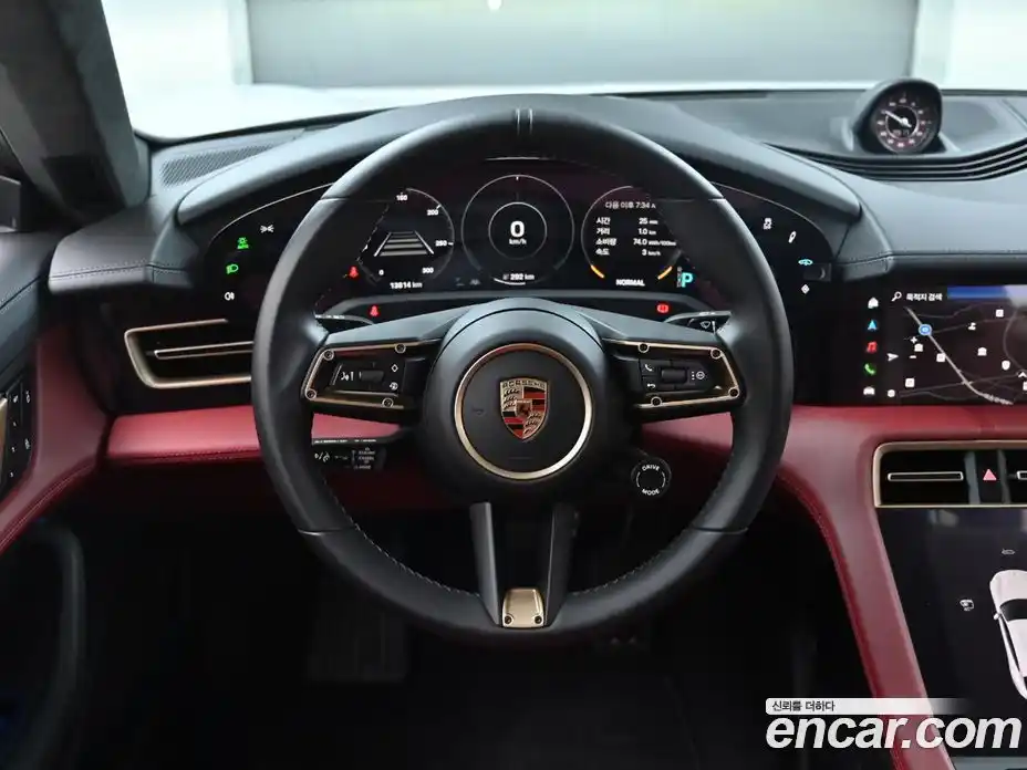 Porsche Taycan 2024 0.1 Автомат в Москве № 197841, фото 13