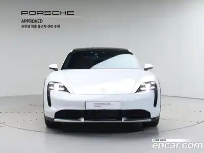 Porsche Taycan 2024 0.1 Автомат в Москве № 197841, миниатюра 3