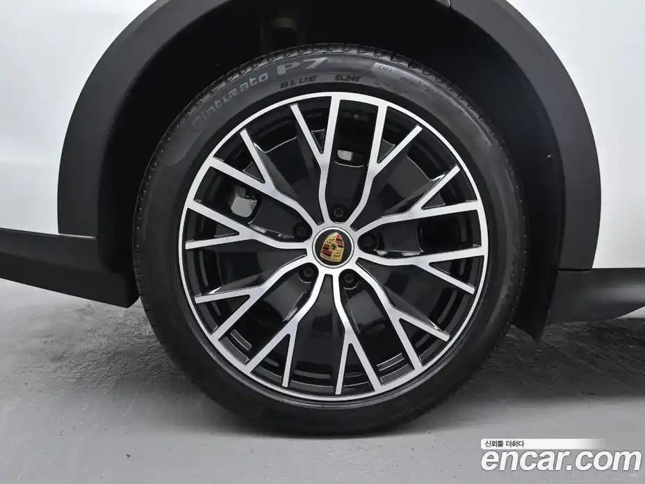 Porsche Taycan 2024 0.1 Автомат в Москве № 197841, фото 5