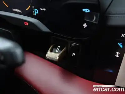 Porsche Taycan 2024 0.1 Автомат в Москве № 197841, миниатюра 9