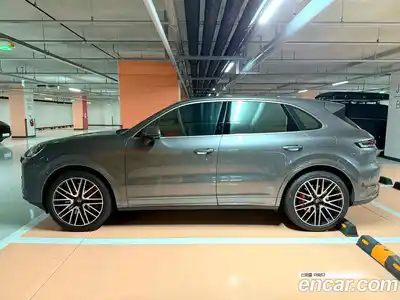 Porsche Cayenne 2025 4.0 Автомат в Москве № 197887, миниатюра 4
