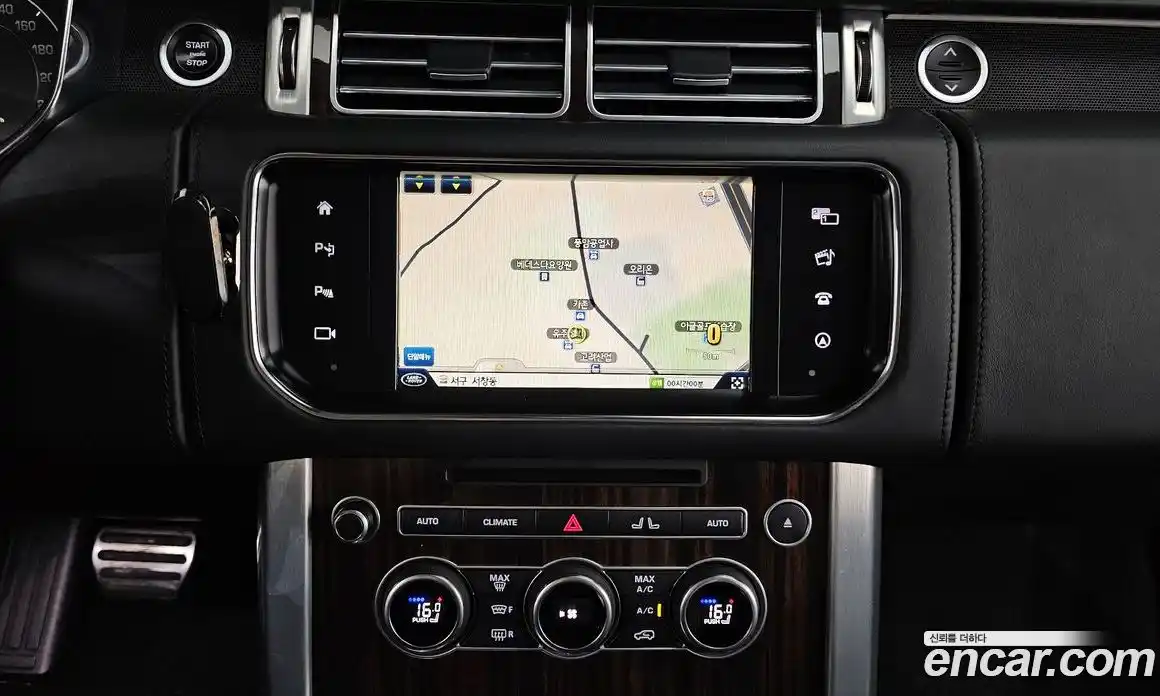 Land Rover Range-Rover 2016 4.4 Автомат в Москве № 198126, фото 19