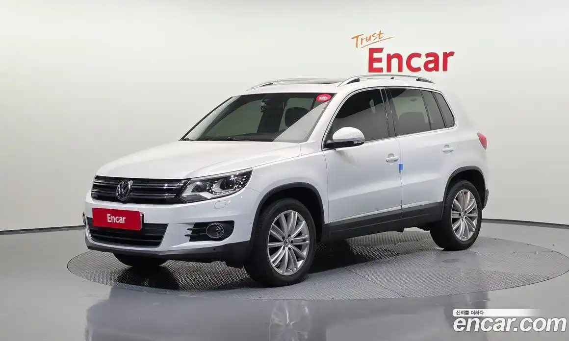 Volkswagen Tiguan 2015 2.0 Автомат в Москве № 199150, фото 13