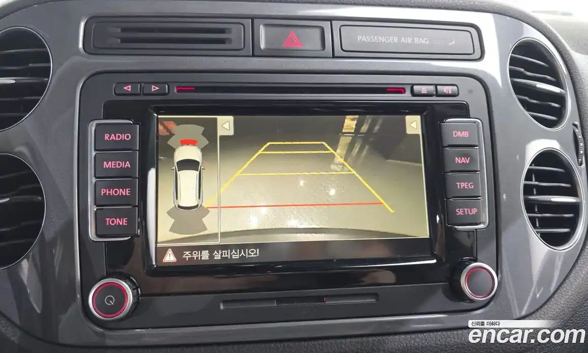 Volkswagen Tiguan 2015 2.0 Автомат в Москве № 199150, фото 6