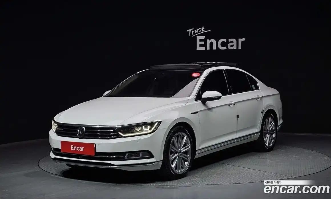 Volkswagen Passat 2018 2.0 Автомат в Москве № 199171, фото 15