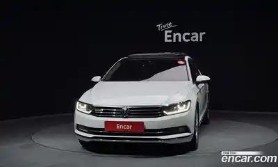 Volkswagen Passat 2018 2.0 Автомат в Москве № 199171, миниатюра 5