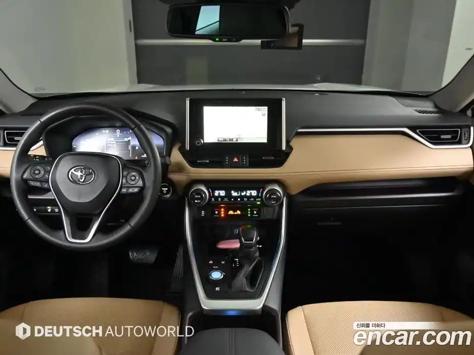 Toyota RAV4 2025 2.5 Автомат в Москве № 199546, фото 8