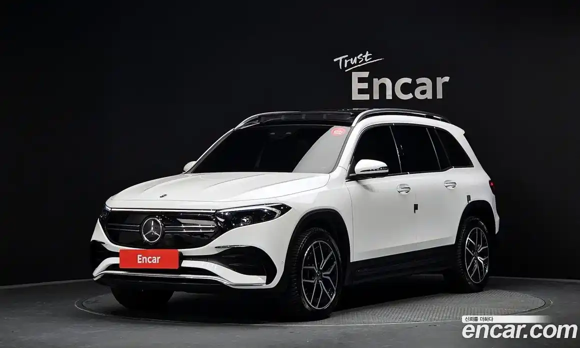 Mercedes-Benz EQB 2023 0.2 Автомат в Москве № 200043, фото 1