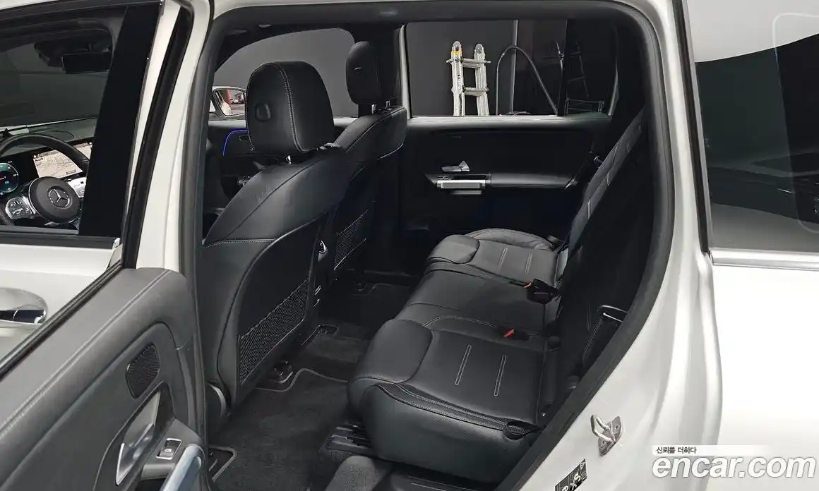 Mercedes-Benz EQB 2023 0.2 Автомат в Москве № 200043, фото 12