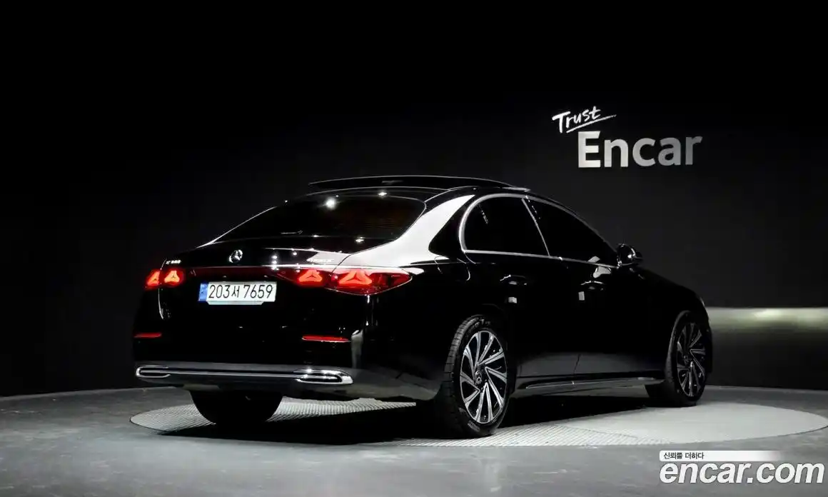 Mercedes-Benz E-Class 2024 2.0 Автомат в Москве № 204724, фото 6