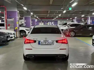 Mercedes-Benz A-Class 2022 2.0 Автомат в Москве № 205526, миниатюра 2
