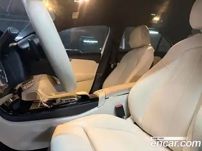 Mercedes-Benz A-Class 2022 2.0 Автомат в Москве № 205526, миниатюра 5