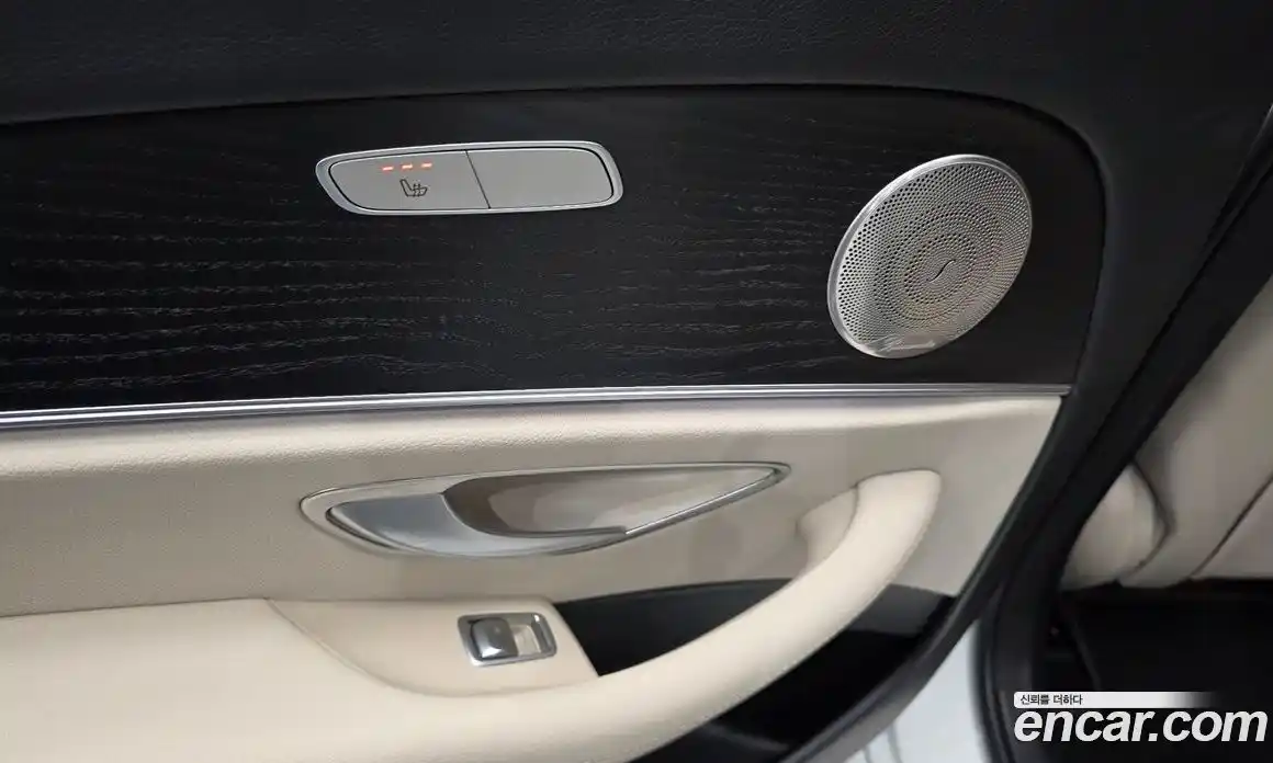 Mercedes-Benz E-Class 2023 2.0 Автомат в Москве № 206486, фото 18