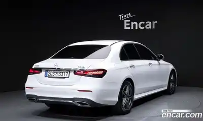 Mercedes-Benz E-Class 2023 2.0 Автомат в Москве № 206486, миниатюра 2