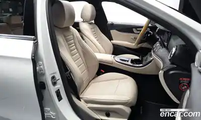 Mercedes-Benz E-Class 2023 2.0 Автомат в Москве № 206486, миниатюра 10