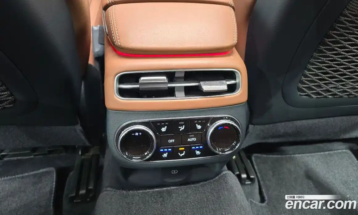 Genesis GV70 2023 2.5 Автомат в Москве № 20958, фото 3