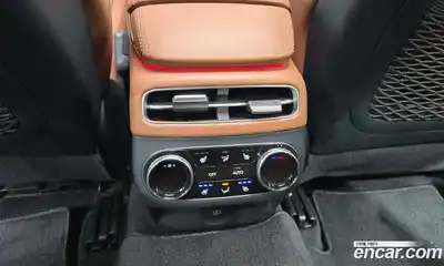 Genesis GV70 2023 2.5 Автомат в Москве № 20958, миниатюра 3