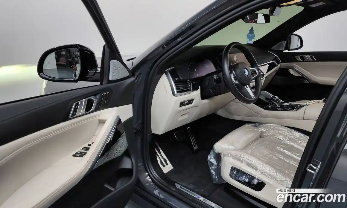 BMW X6 2023 3.0 Автомат в Москве № 210582, фото 17