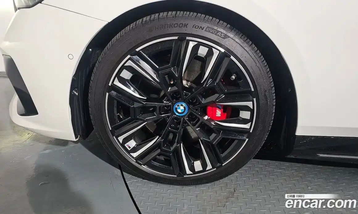 BMW i5 2024 0.2 Автомат в Москве № 210623, фото 10