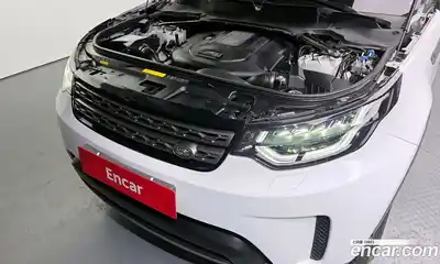 Land Rover Discovery 2019 3.0 Автомат в Москве № 213503, миниатюра 2