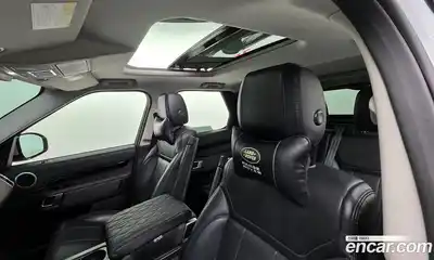 Land Rover Discovery 2019 3.0 Автомат в Москве № 213503, миниатюра 4