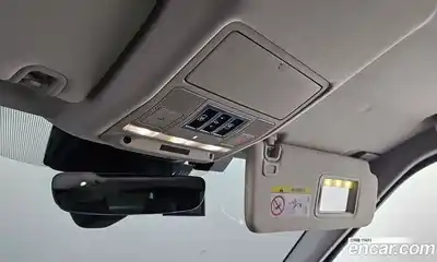 Land Rover Discovery 2018 3.0 Автомат в Москве № 213618, миниатюра 12