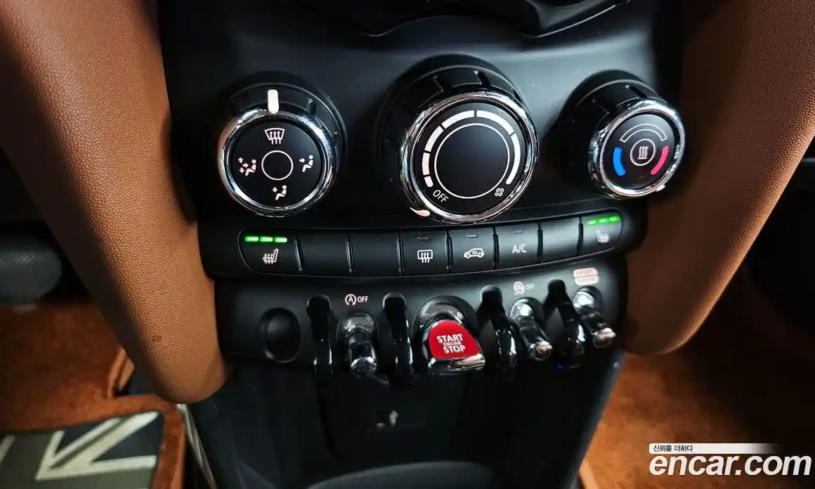 Mini Cooper 2021 1.5 Автомат в Москве № 214125, фото 18