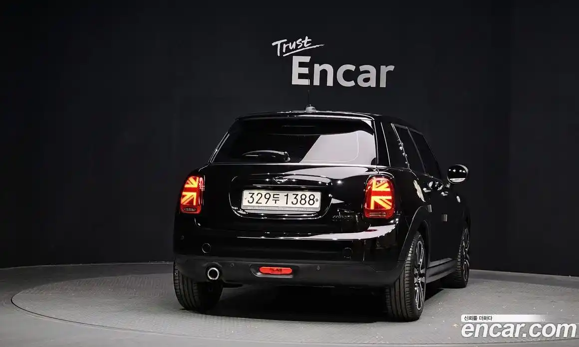 Mini Cooper 2021 1.5 Автомат в Москве № 214125, фото 3