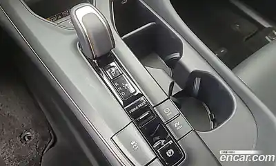 Toyota Crown 2023 2.5 Автомат в Москве № 215649, миниатюра 8