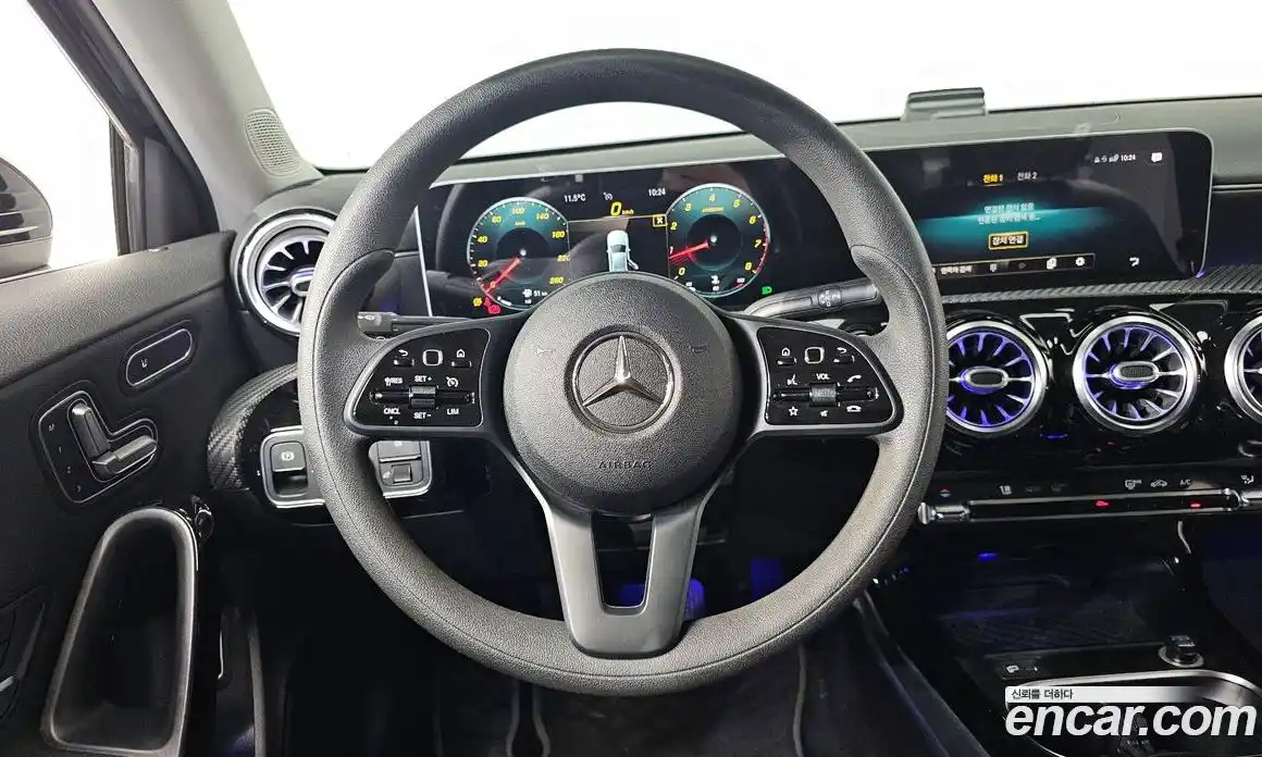 Mercedes-Benz A-Class 2020 2.0 Автомат в Москве № 223144, фото 16