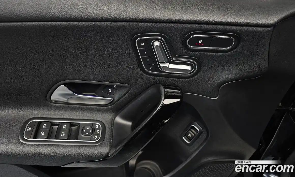 Mercedes-Benz A-Class 2020 2.0 Автомат в Москве № 223144, фото 17