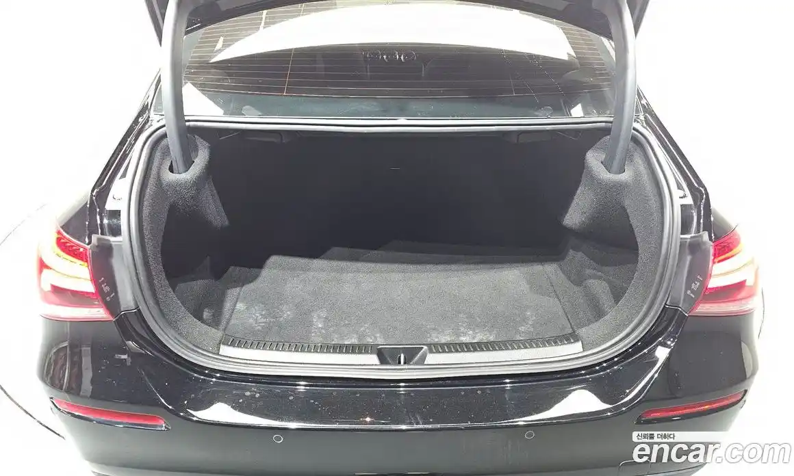 Mercedes-Benz A-Class 2020 2.0 Автомат в Москве № 223144, фото 3