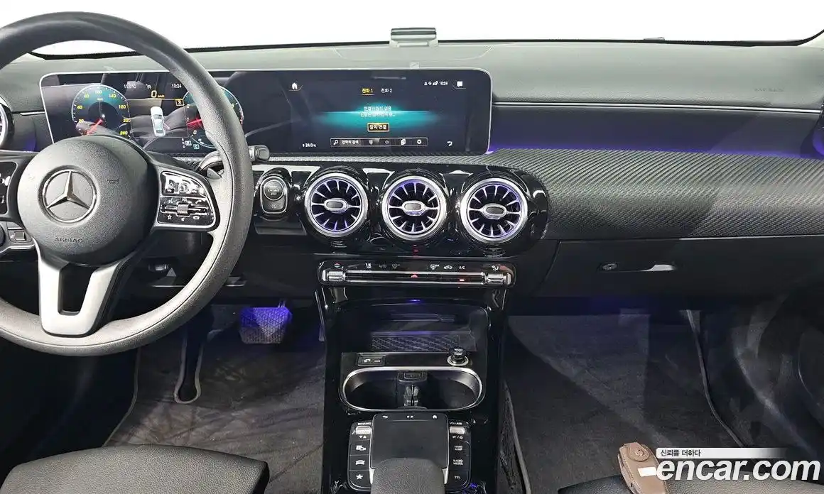 Mercedes-Benz A-Class 2020 2.0 Автомат в Москве № 223144, фото 4