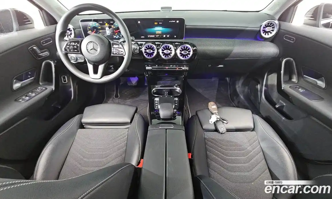 Mercedes-Benz A-Class 2020 2.0 Автомат в Москве № 223144, фото 7