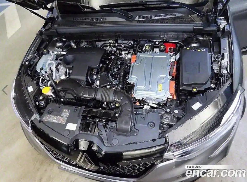 Renault Arkana 2025 1.6 Автомат в Москве № 227305, фото 19