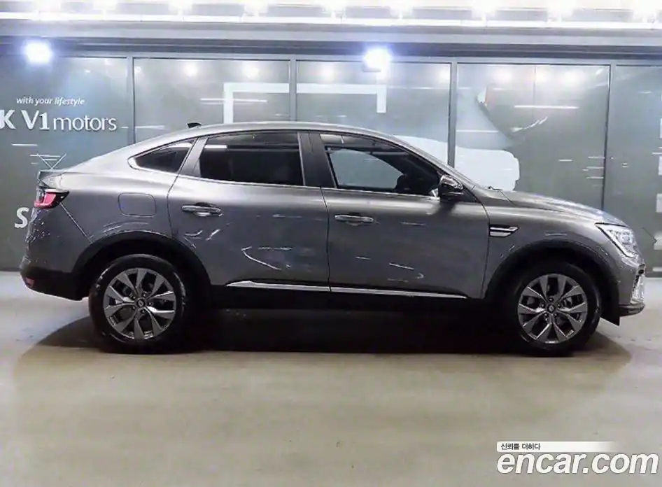 Renault Arkana 2025 1.6 Автомат в Москве № 227305, фото 3