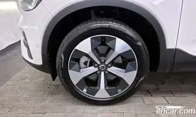 Volvo XC40 2024 2.0 Автомат в Москве № 230391, миниатюра 12