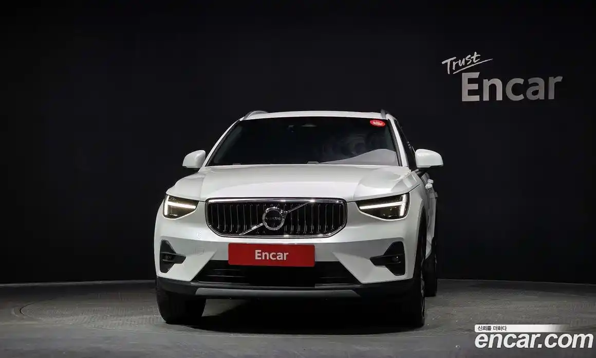 Volvo XC40 2024 2.0 Автомат в Москве № 230391, фото 18